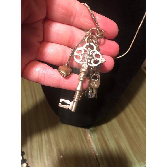 Lovisa Vintage Key Charm Locket Bundle Necklace Gold Tone - Picture 3 of 5